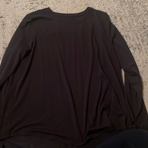 Athleta Long sleeve open back Size M
